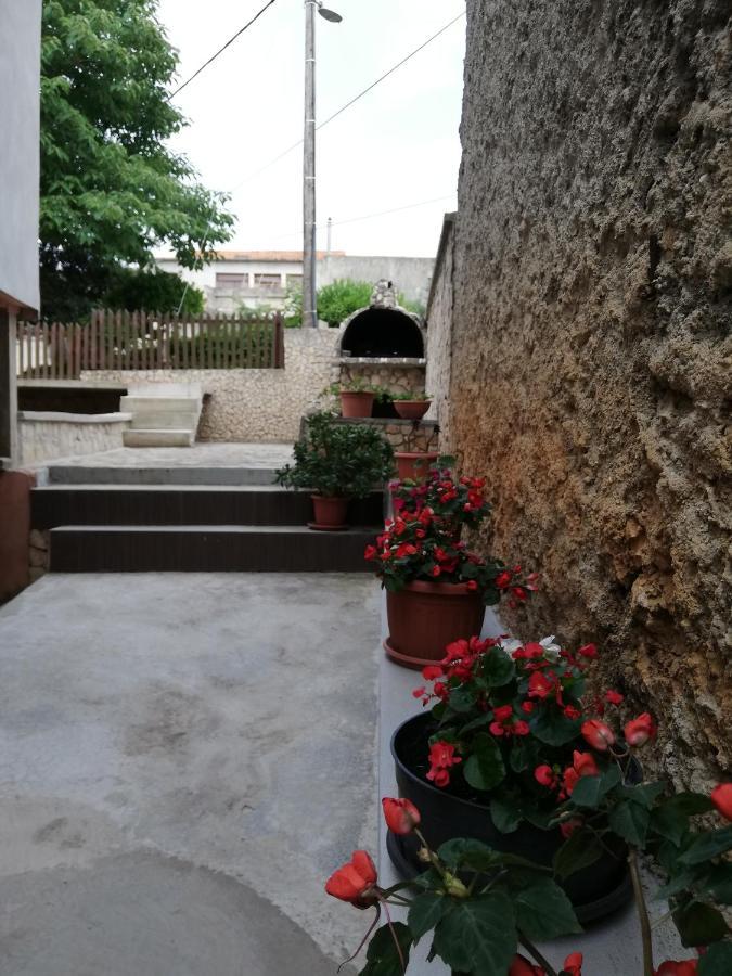 Apartman Cvita Tkon Bagian luar foto